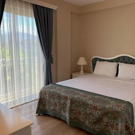 Defne Makri Apartamento
